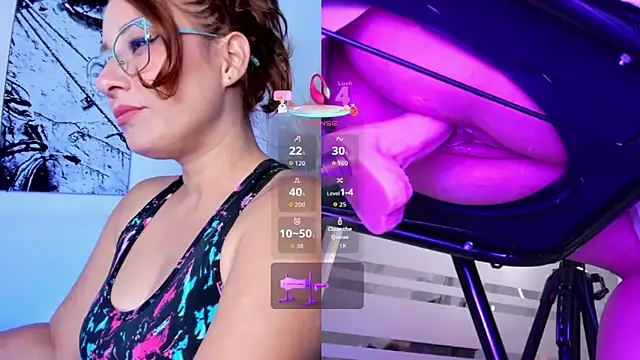 Snapshot of Allison_greey chatting on 03/24/26, 06:57 Allison greey online show from 03/24/26, 06:57