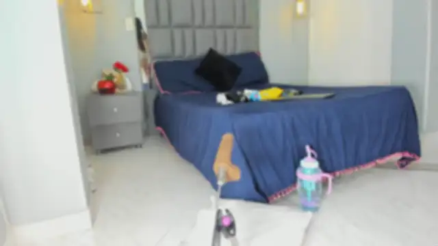 Sienna miller 27 online show from 10/10/25, 11:20