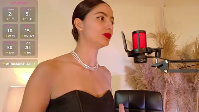 Snapshot of Angell-Bell- chatting on 03/06/25, 03:24 Angell-Bell- online show from 03/06/25, 03:24