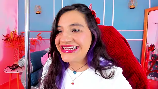 TaraTaylorr online show from 03/08/26, 03:10