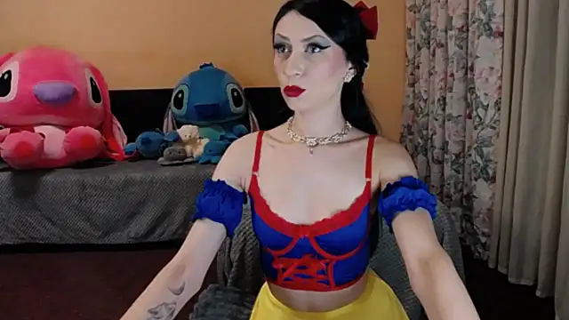 Maddison Summer online show from 11/21/25, 10:52