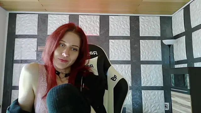 Snapshot of SweetSeraphine chatting on 10/03/25, 11:07 SweetSeraphine online show from 10/03/25, 11:07