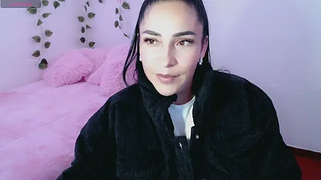 luna lgomez  online show from 03/08/25, 02:08