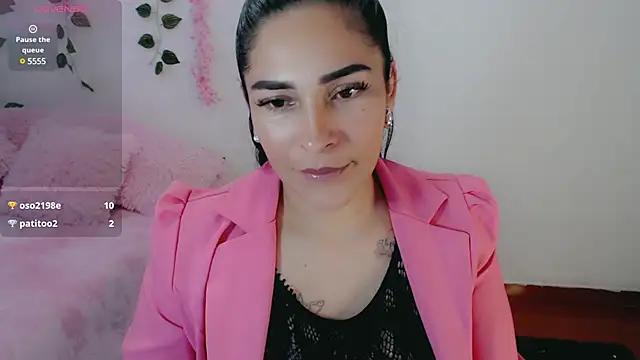 luna lgomez  online show from 03/12/25, 02:12