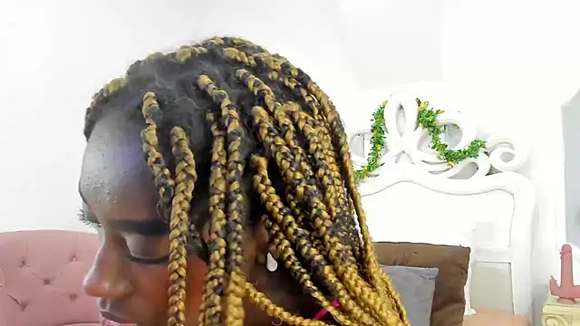 SamantaMarquez online show from 03/18/25, 07:31