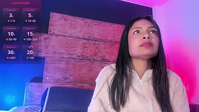 Fernanda liie  online show from 06/05/26, 01:06