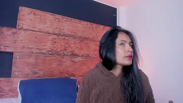 Fernanda liie  online show from 07/17/26, 12:23
