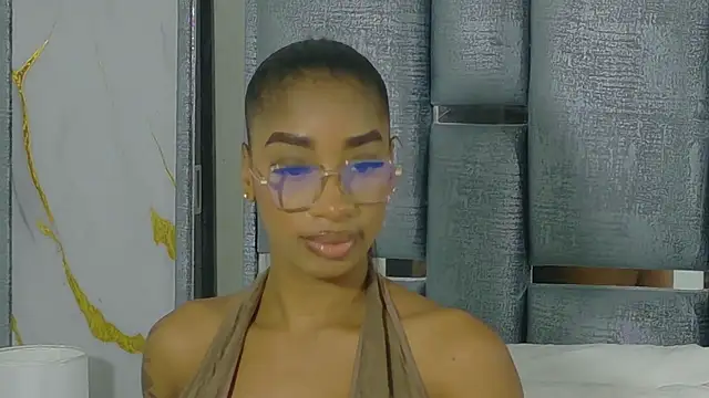 Snapshot of Angelesmith1 chatting on 12/18/25, 09:10 Angelesmith1 online show from 12/18/25, 09:10