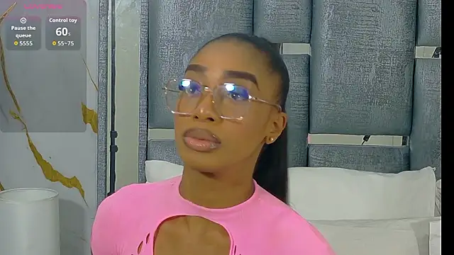 Snapshot of Angelesmith1 chatting on 02/23/26, 08:06 Angelesmith1 online show from 02/23/26, 08:06