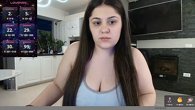 Layla- online show from 02/23/25, 07:38