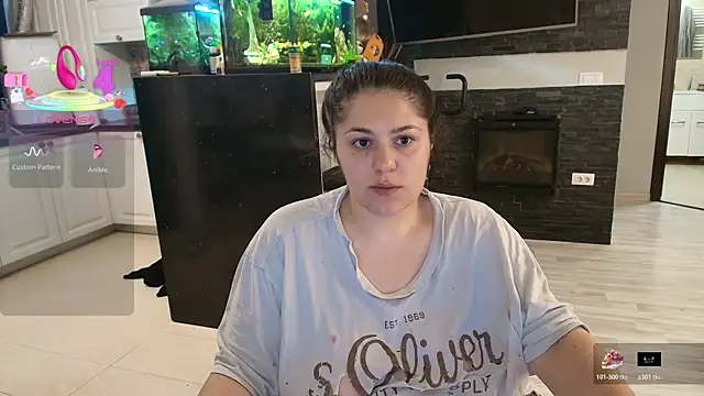 Layla- online show from 05/16/26, 12:37