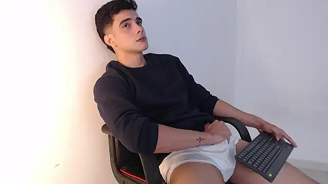 adam levis17 online show from 10/11/25, 05:17