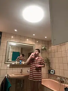 xy monkeyBigCock online show from 03/21/25, 11:01