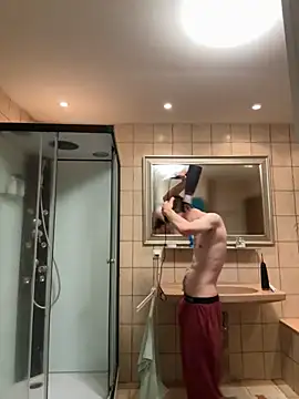 xy monkeyBigCock online show from 10/13/25, 10:32