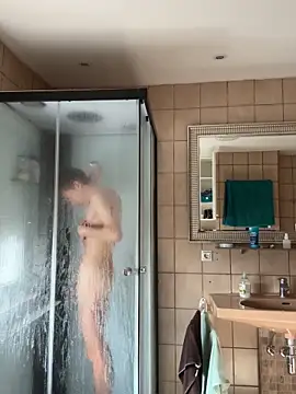 xy monkeyBigCock online show from 10/24/25, 09:38