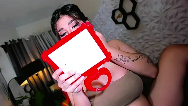 Snapshot of claraakhasova chatting on 11/01/25, 05:53 claraakhasova online show from 11/01/25, 05:53