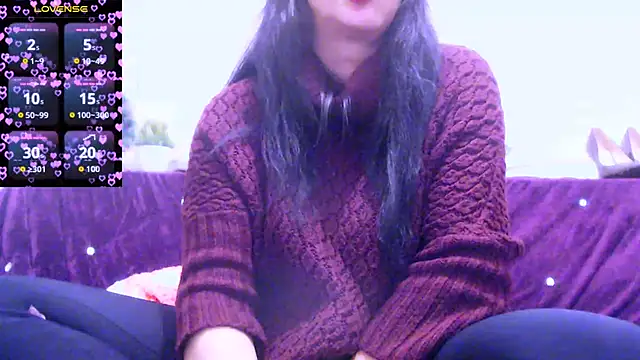 Alina eve online show from 10/29/25, 09:38