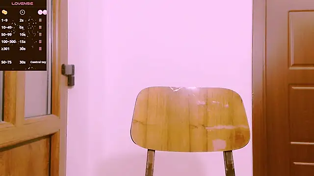 Alina eve online show from 04/18/26, 07:07