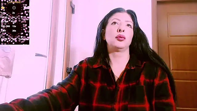 Snapshot of Alina_eve chatting on 05/12/26, 11:29 Alina eve online show from 05/12/26, 11:29