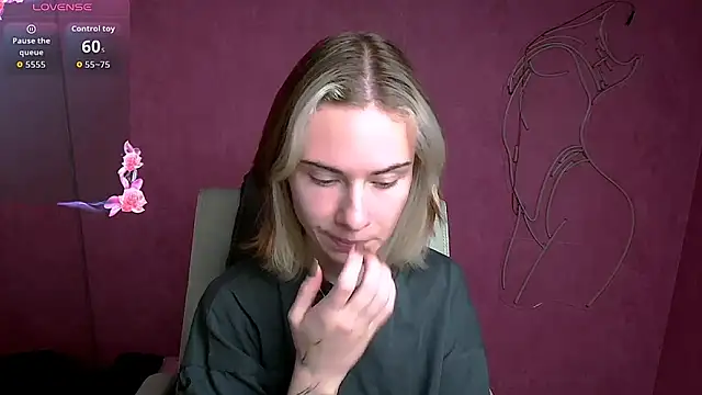 Fiona Night online show from 10/13/25, 05:07