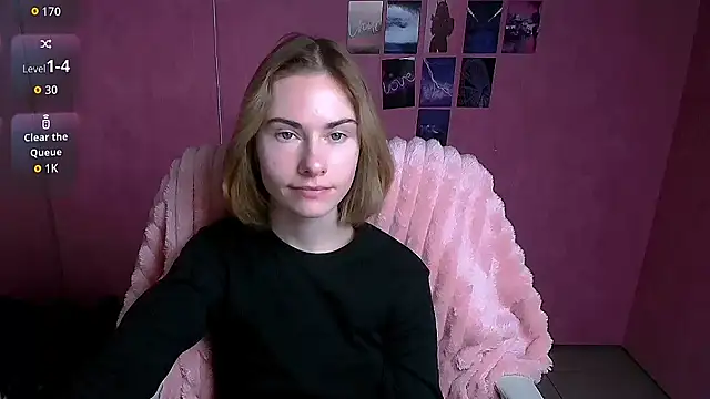 Fiona Night online show from 01/18/26, 06:17