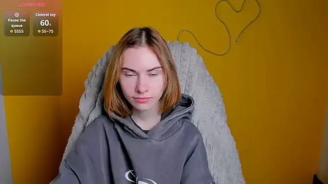 Fiona Night online show from 02/09/26, 06:17