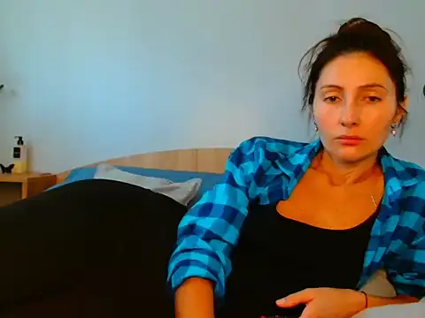 Irina9793 online show from 10/15/25, 09:09