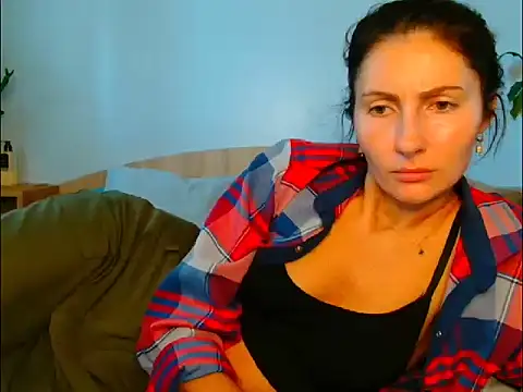 Irina9793 online show from 10/23/25, 09:08