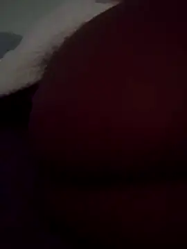 Snapshot of Mouththisbigdick chatting on 10/28/25, 02:31 Mouththisbigdick online show from 10/28/25, 02:31