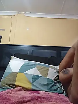JuicyMilkyTizzy online show from 05/23/26, 01:37