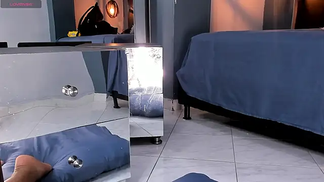 Melissa 23  online show from 09/21/25, 12:18