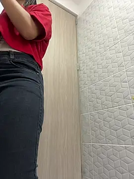 ElectraRhodes1 online show from 02/01/26, 05:00