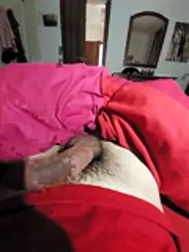 Cazzettostorto99 online show from 11/27/25, 08:27