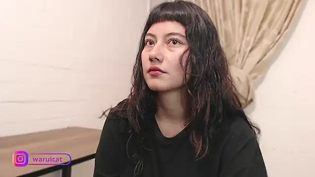 Laury uri online show from 02/12/26, 01:33