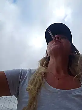 Melody73 online show from 09/23/25, 08:06