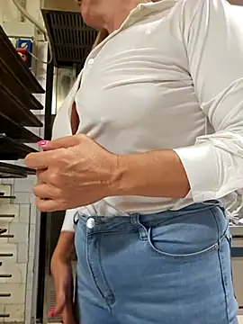 Melody73 online show from 04/29/26, 08:37