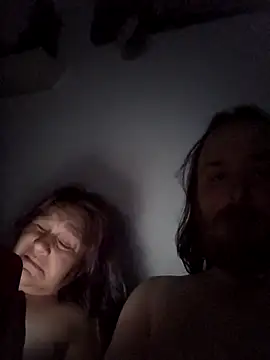 Snapshot of SpnzTnT chatting on 02/04/26, 09:15 SpnzTnT online show from 02/04/26, 09:15