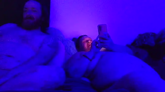 Snapshot of SpnzTnT chatting on 03/03/26, 03:45 SpnzTnT online show from 03/03/26, 03:45