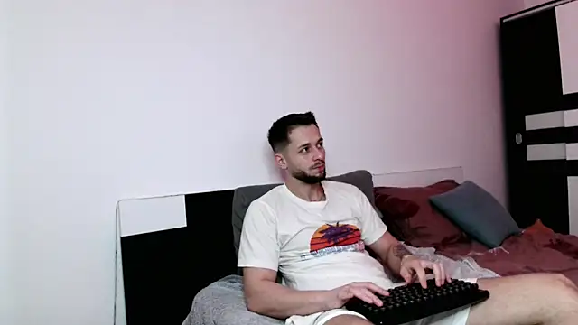 nicholasX1 online show from 03/18/25, 12:36