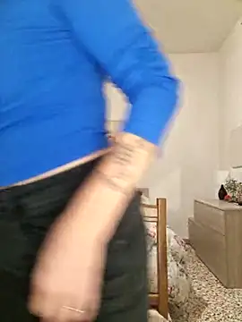 Snapshot of Gattina74 chatting on 10/20/25, 07:14 Gattina74 online show from 10/20/25, 07:14