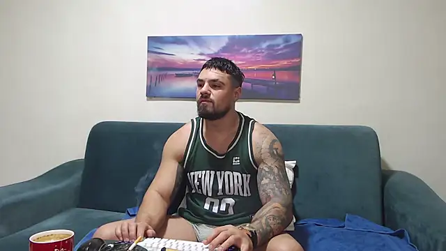 Tiberius hunk online show from 12/03/25, 05:04