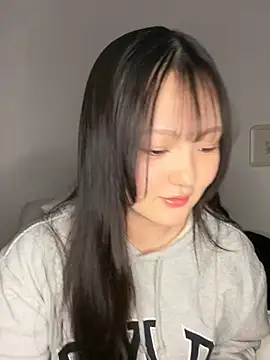 Snapshot of MinaKubo chatting on 04/20/26, 03:15 MinaKubo online show from 04/20/26, 03:15