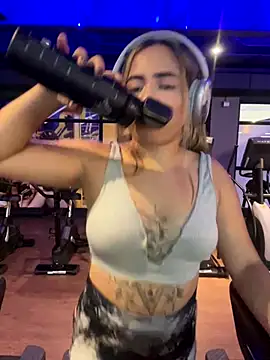 lunaxxx 69 online show from 10/07/25, 09:34