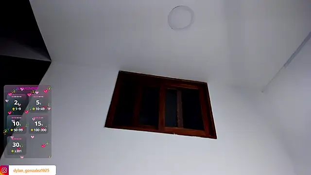 Dylan Turnerr online show from 09/25/25, 08:56