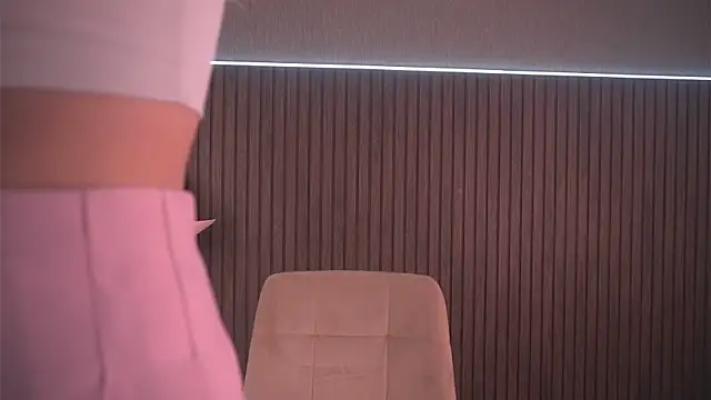 christie luv online show from 09/26/25, 05:11