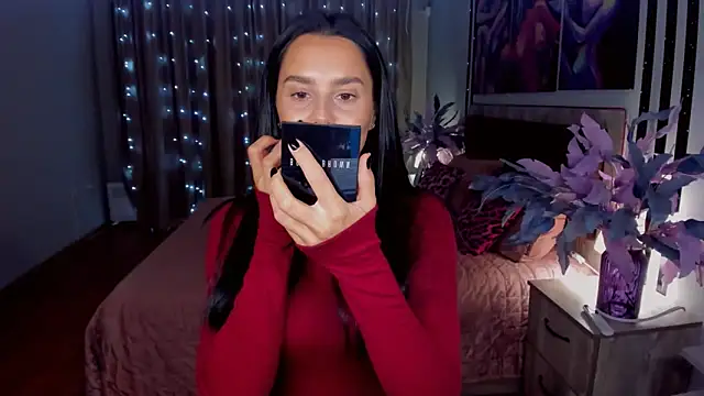 DanaSincere online show from 10/29/25, 04:04