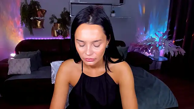 Snapshot of DanaSincere chatting on 06/19/26, 03:33 DanaSincere online show from 06/19/26, 03:33