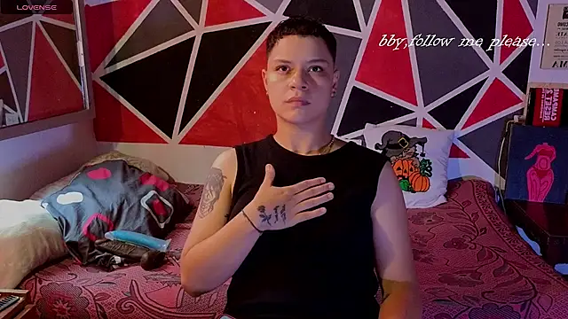 demimoore222 online show from 11/03/25, 08:43