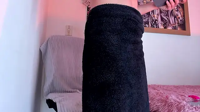 CRAZY-BOY99 online show from 04/02/26, 11:30