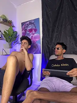 Snapshot of Miguel_bigcock chatting on 02/15/26, 06:54 Miguel bigcock online show from 02/15/26, 06:54